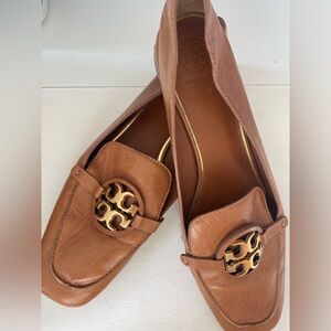 Tory Burch tan loafers